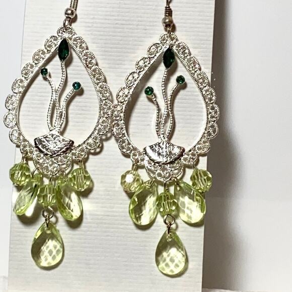 NEW Crystal CHANDELIER EARRINGS 3” Dangle Drop Delicate Silver Green French Wire - Picture 2 of 2